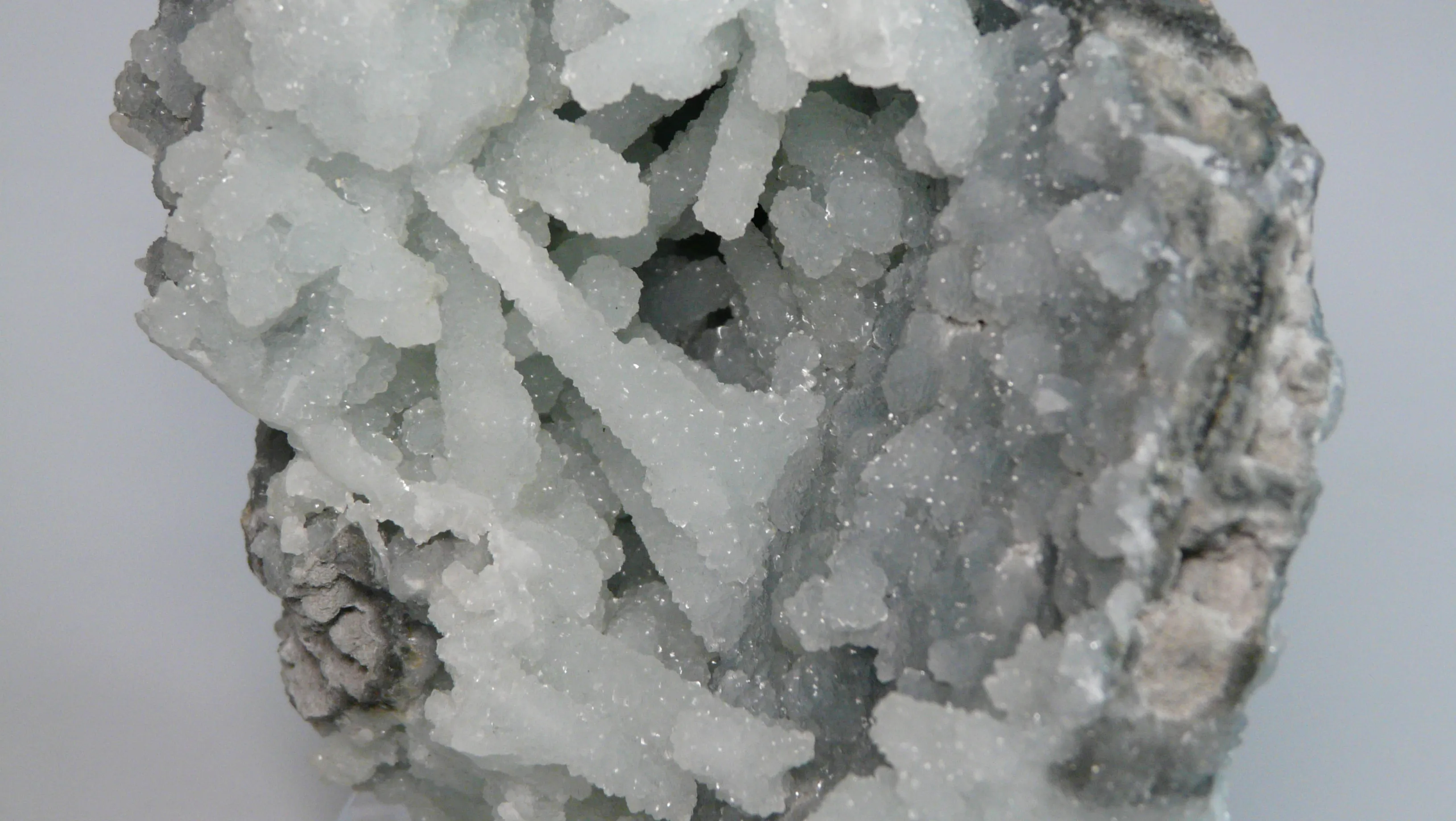 Prehnite and Laumonite